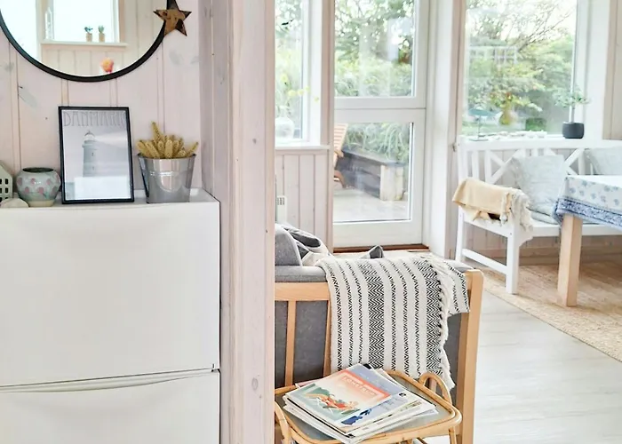 Holiday Home With Ocean View In Lonstrup